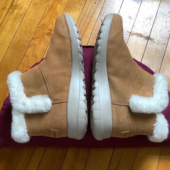Skechers Bootie Sz 9 - Picture 1 of 4